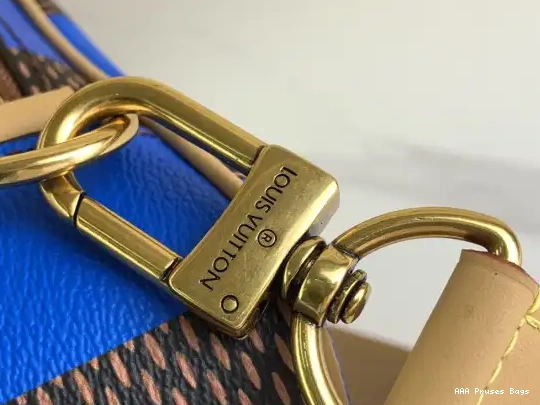 AAA Pruses Bags Chess LOUIS Messenger-24*24*8CM VUITTON 0522